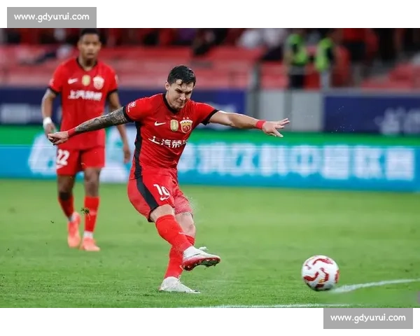 全勤 28 场 + 助攻王!维塔尔已是海港真核 全勤 28 场 + 助攻王!维塔尔已是海港真核