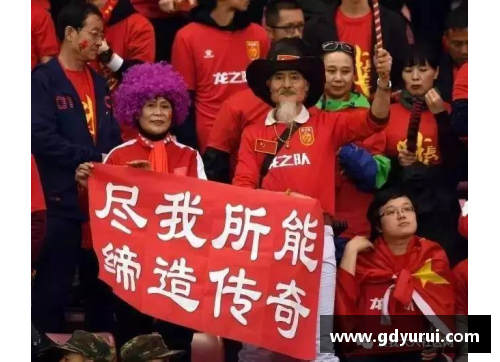 燃烧青春的拼搏传奇：体育明星如何用奋斗创造奇迹
